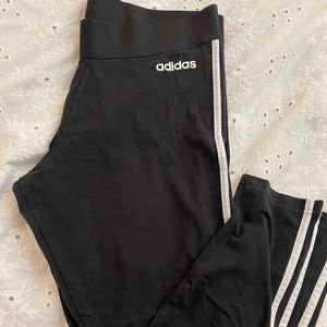 Adidas original leggings with stripe on the sides